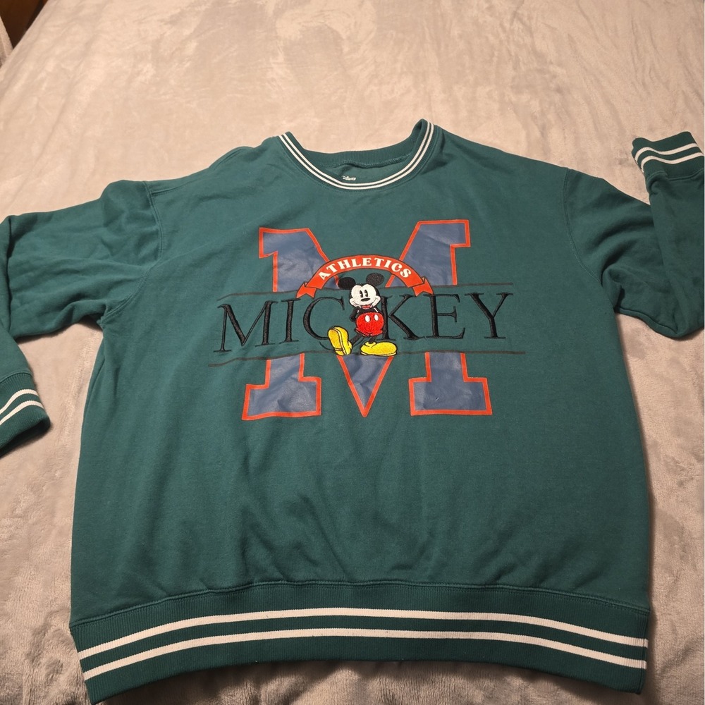 Disney Mickey Mouse Athletics Varsity Sweatshirt Green Pullover Fleece Men's Med